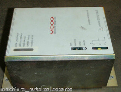 Moog Servo Motor Control Drive Controller Model # 152F423A Servomotor