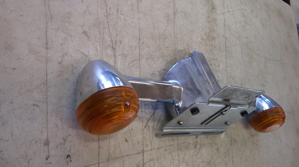 Indicadores de seta traseira Victory V92 1999-2001 - Imagem 4 de 4