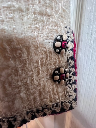 CHANEL 06A VINTAGE TWEED ECRU JACKET BRAIDED TRIM CC JEWELED BUTTONS FR40-FR38 - Picture 9 of 18