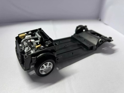 1:18 Unterboden - Ersatzteile - Spare Parts - Picture 30 of 30