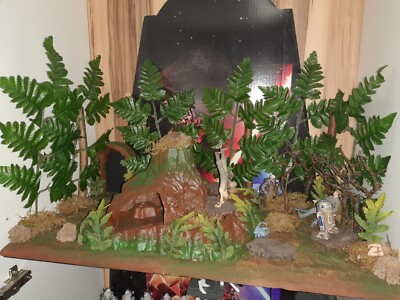 Hasbro Star Wars ''Dagobah Diorama Mit allen Figuren !!!  Sehr selten !!! 