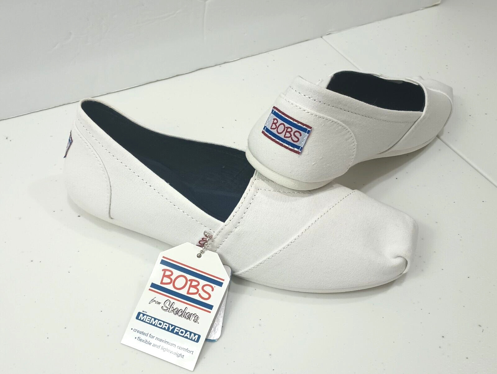 NWT Skechers BOBS Sz Plush Express Yourself Ivory Slip-on
