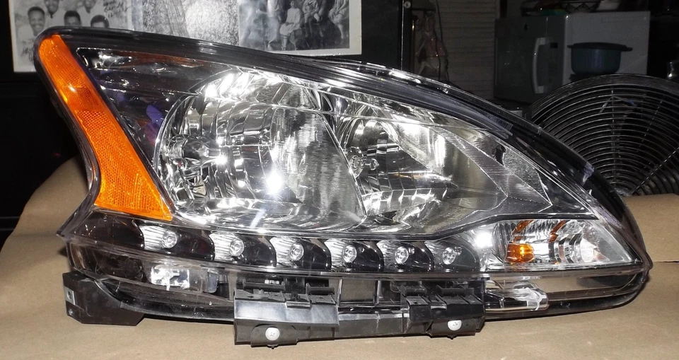 Faro derecho Nissan Sentra 2013-2015 con LED-después de mercado-certificado por capacidad nuevo Foto 2 de 4