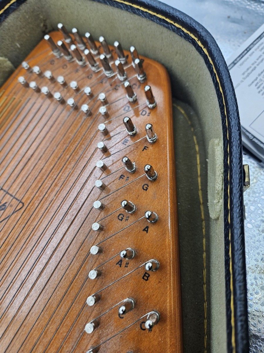 Oscar Schmidt 1966 Autoharp with Case, Strap, Picks, Tuning