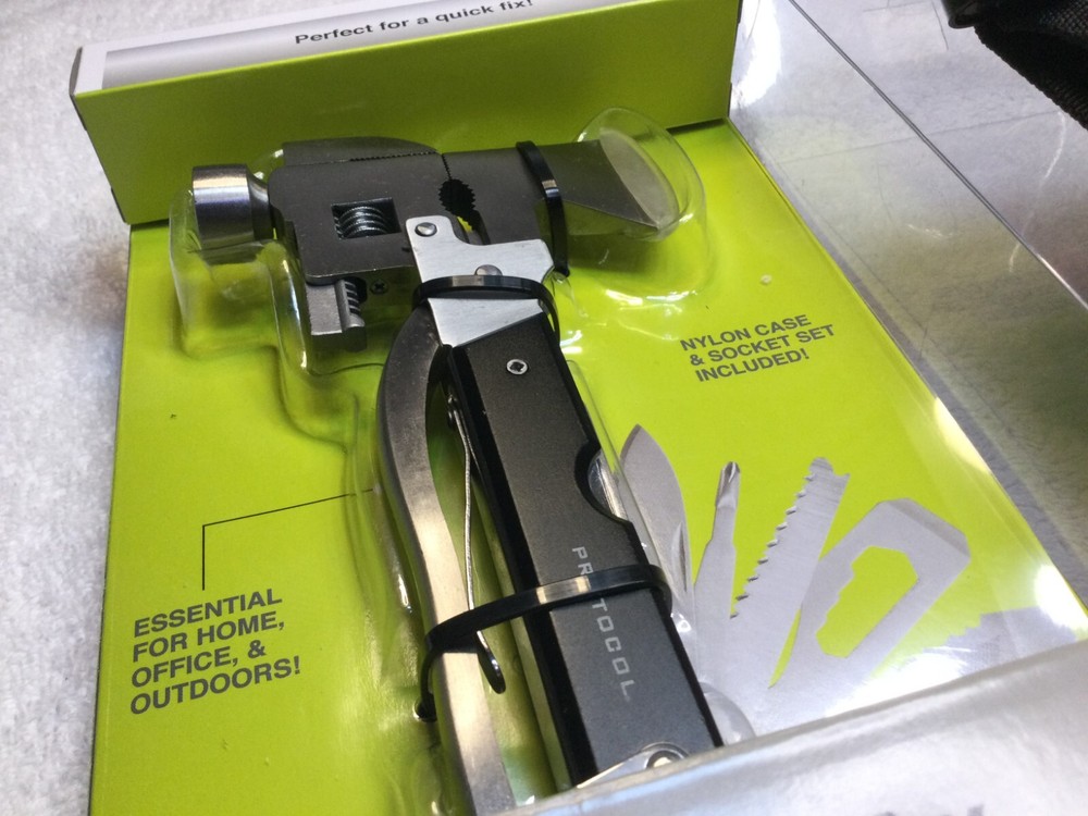 MULTI-TOOL & AX - 25 Tools in 1 + CASE & SOCKET DRIVER SET - Great GIFT!