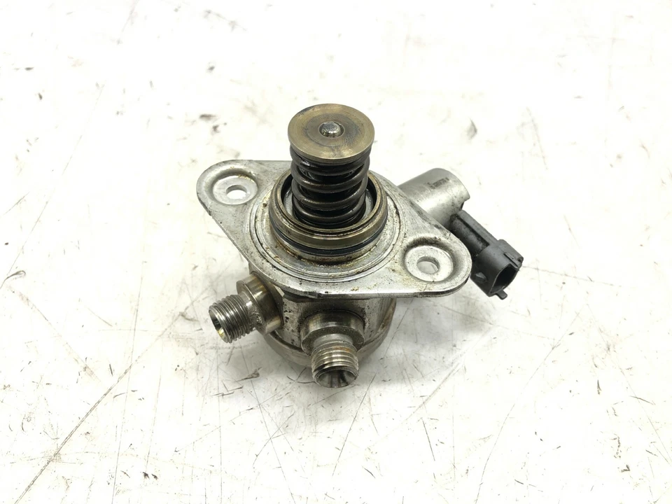 Land Rover Discovery LR4 2010-2013 5,0 L V8 bomba de combustible de alta presión fabricante de equipos originales. Foto 2 de 4