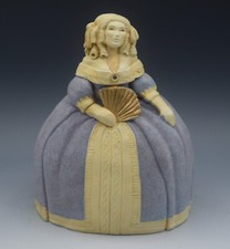 MARTHA CAREY MARTY SCULPTURES  ESSEX JUNCTION MARIE ANTOINETTE FIGURINE BLUE 7"