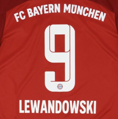 Bayern Munich LEWANDOWSKI #9 Football Home Name print and number