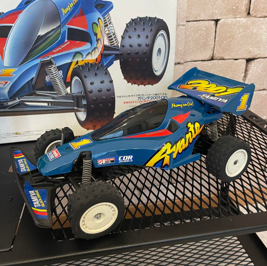 タミヤ 1/14 クイックドライブRCバギー アバンテ2001・QD