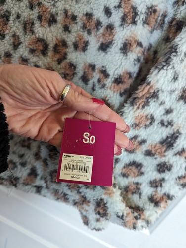 SO Juniors Cozy Softest Sherpa 1/4 Zip Animal Print Pullover Size Large Toggle - Picture 8 of 9