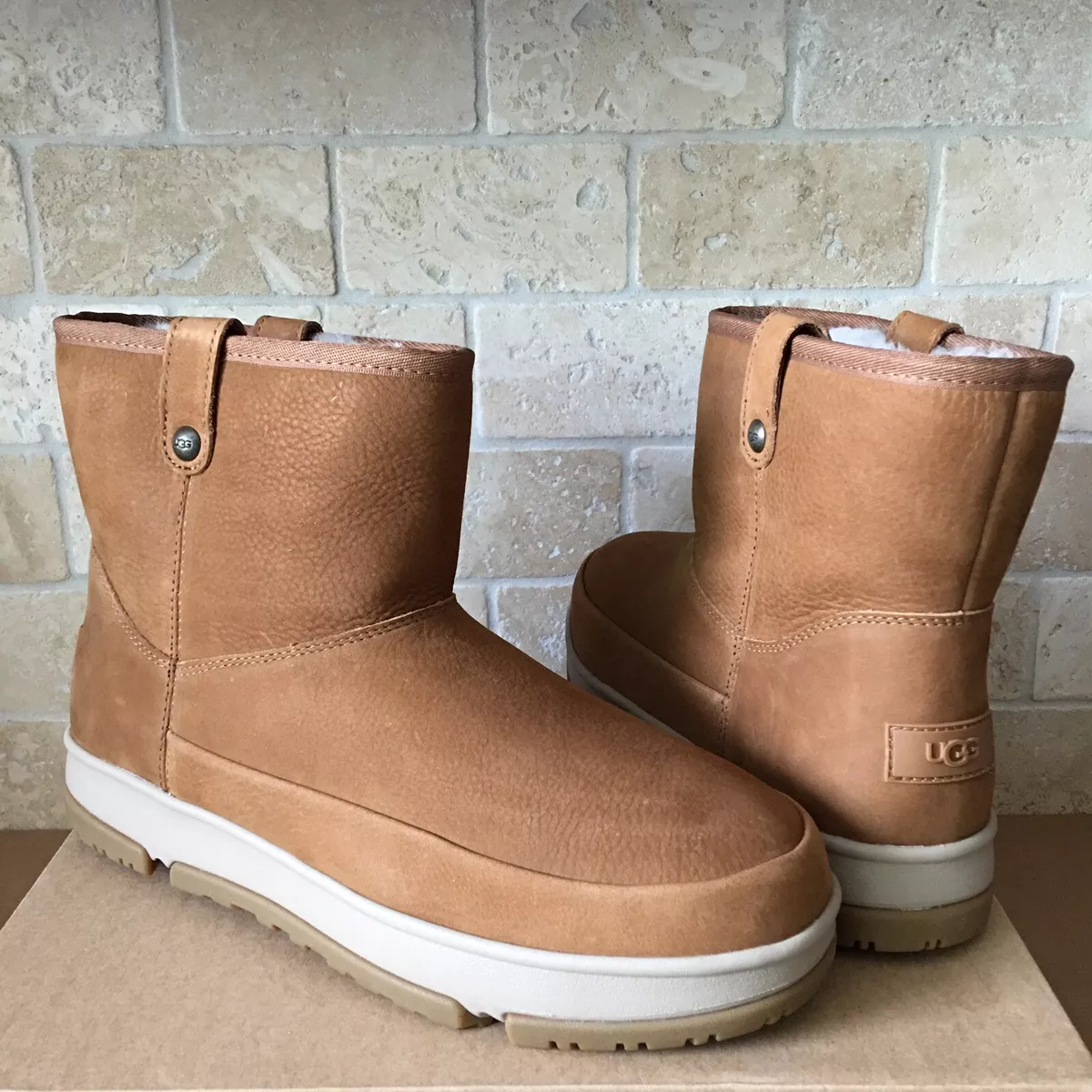 UGG CLASSIC WEATHER MINI