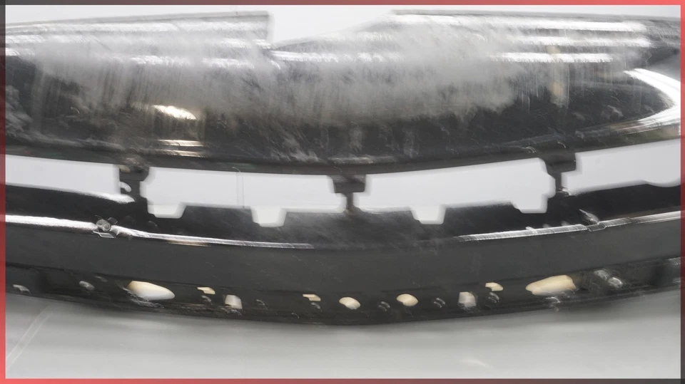 1999-2003 Mercedes-Benz CLK320 CLK430 capa de para-choque dianteiro preta fabricante de equipamento original - Imagem 4 de 4