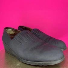 BeautiFeel Black Leather Low Wedge Lug Sole Slip On Bootie Sz 37