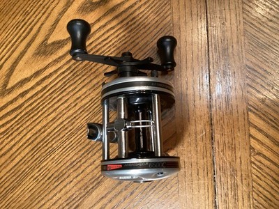 abu garcia 7000 ambassadeur catfish round reel Abu Garcia C3-7000CATSPC22 Catfish Special Baitcast Reel 36282984097| eBay