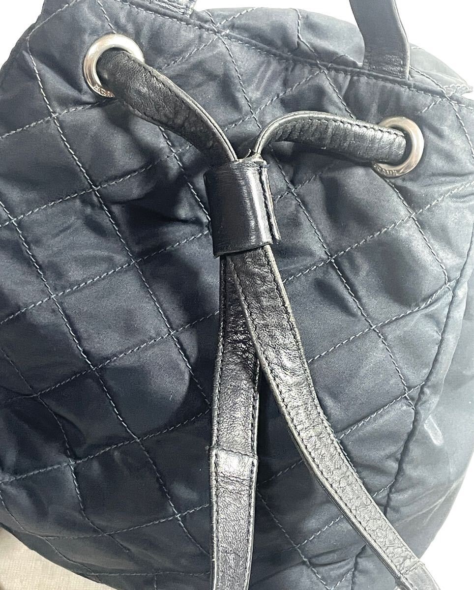 Excellent condition rare PRADA triangular nylon q… - image 7