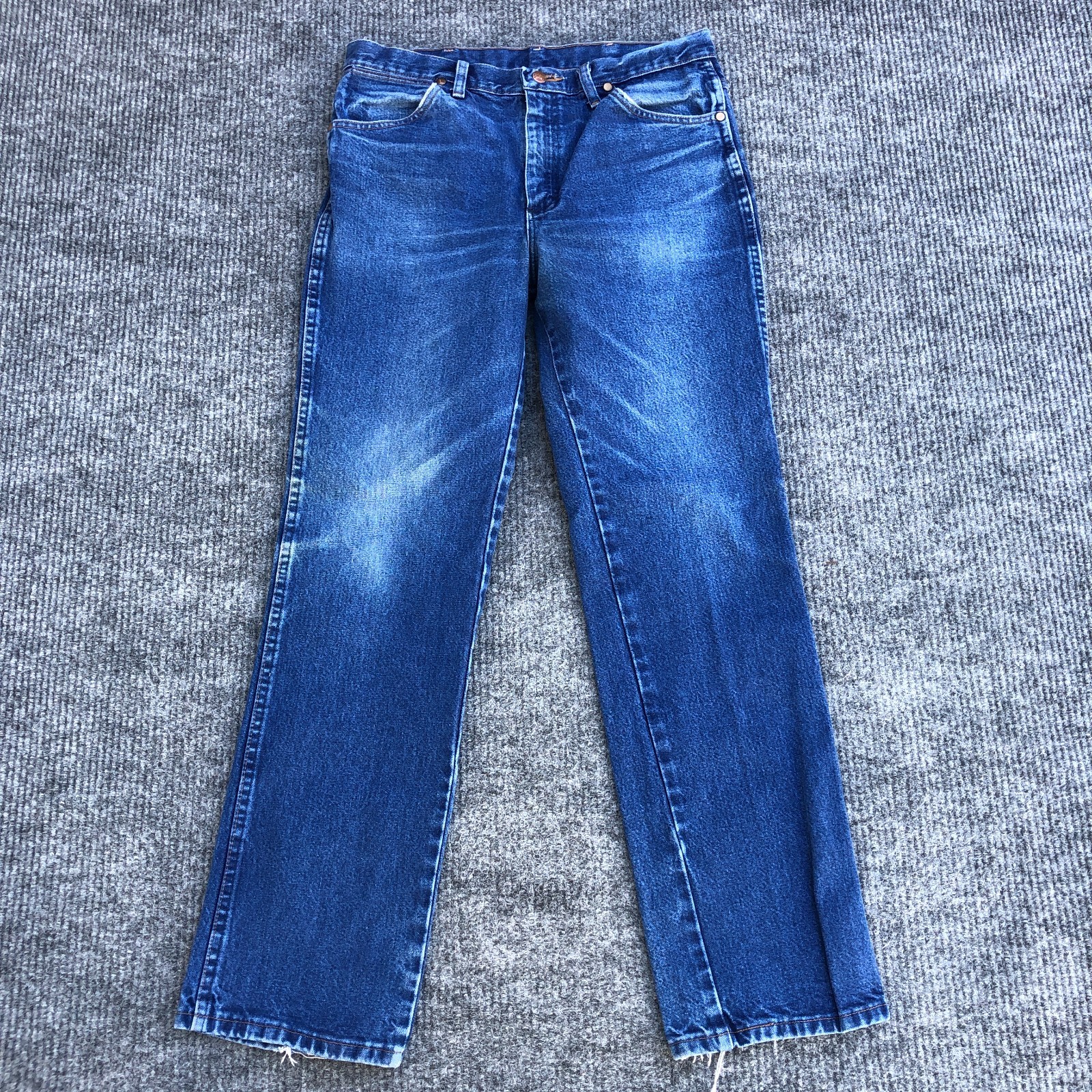 's Cowboy Cut Slim Fit Jeans Size 34x32 Distress