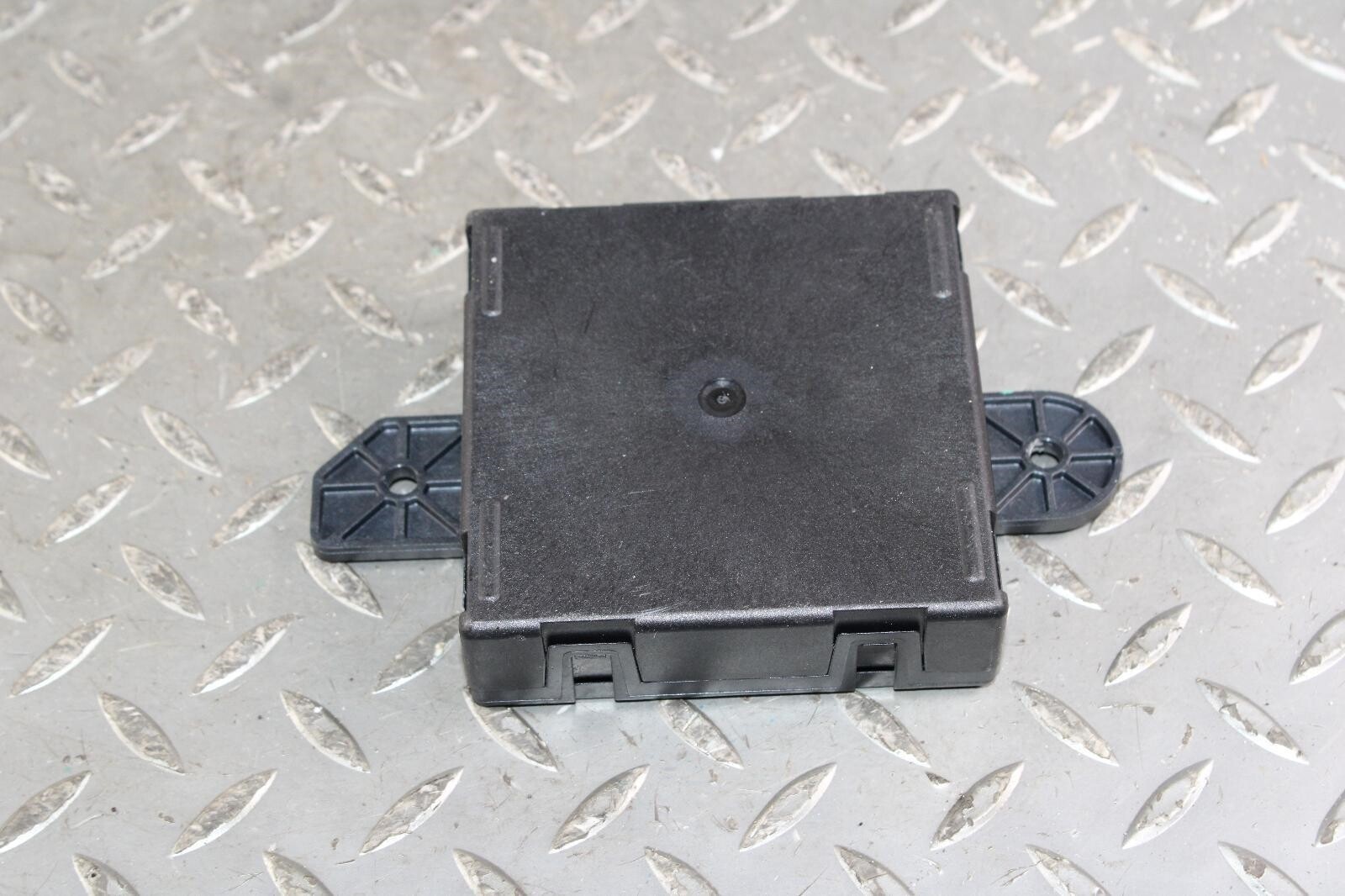 14-17 Ghibli Electronic Rear Driver Side Left LH LR Door Control Module Unit WTY