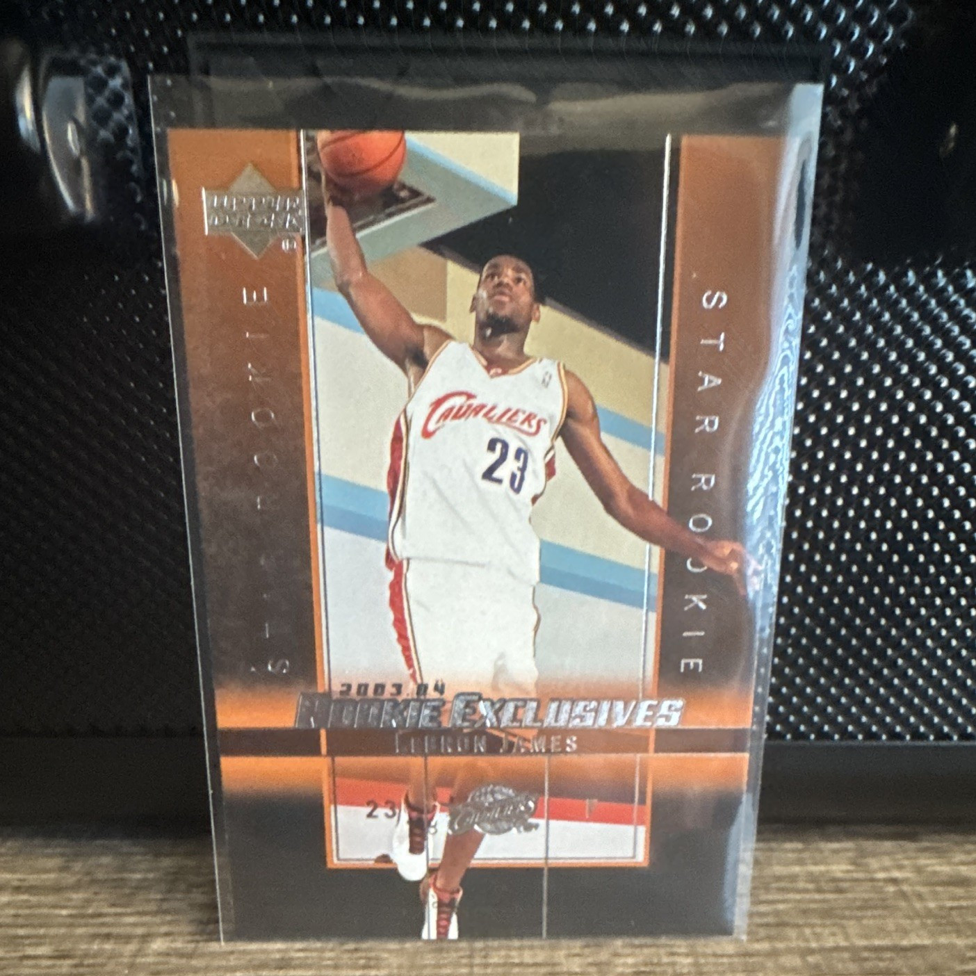 Upper Deck Rookie Exclusives 2003-04 LeBron James Rookie F23 Cavaliers