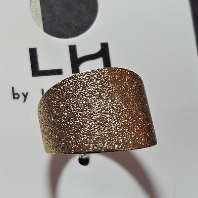 Glimmery gold tone ring size 8.5