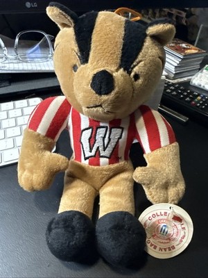 Wisconsin Bucky Badger Beanie Hanger Plush Brown Stuffins 8'' NCAA Mascot