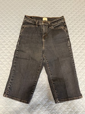  Levi's 512 Perfectly Slimming Capris Size 8
