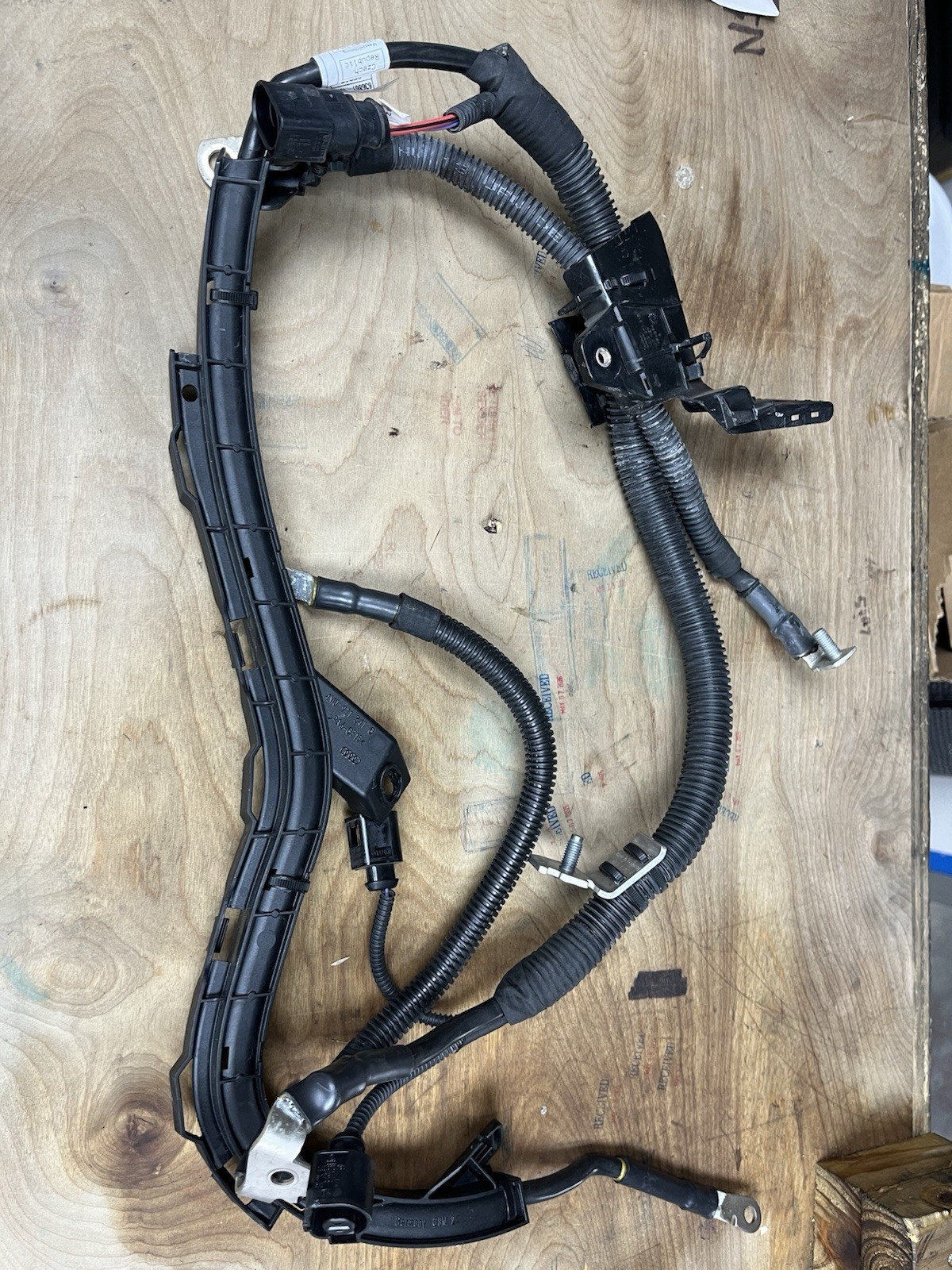 2022 Lamborghini Urus Oem Battery Harness 9Y0971228F
