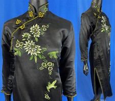 Vintage Yijin Chinese Cheongsam Green Silk Embroidered Birds Pankou Qipao Dress