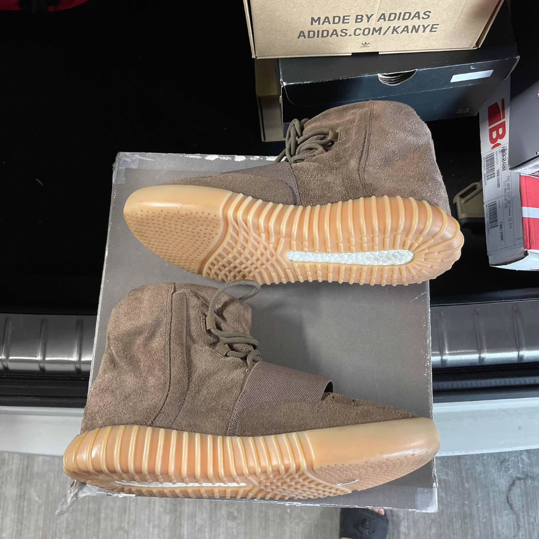 Brown Yeezy Boost 750 Karton Adidas Yeezy Boost 750 Chocolate Size Men