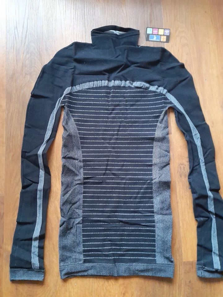 Megmeister Drynamo women's baselayer, long sleeve, M/L, black - image 4 of 4