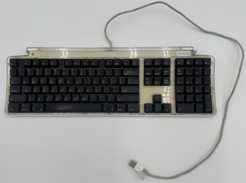 Vintage Apple Pro Keyboard M7803 Corded Wired USB Keyboard with Numeric Keypad