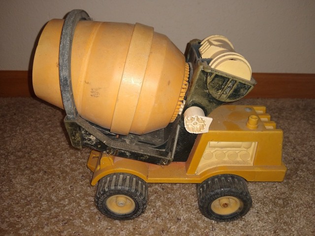 Vintage Fisher Price Cement Concrete Truck old heavy duty toy kid child