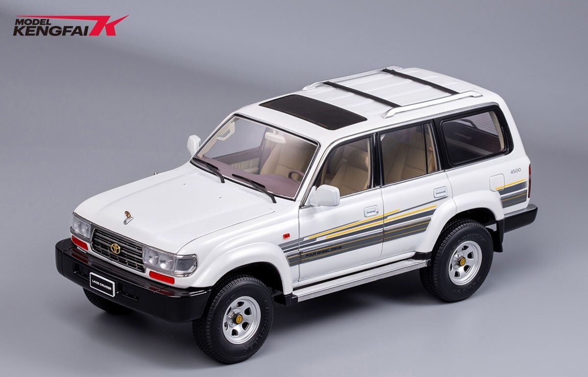 1/18 トヨタ Land Cruiser VX-R LC80 White 【公式通販】
