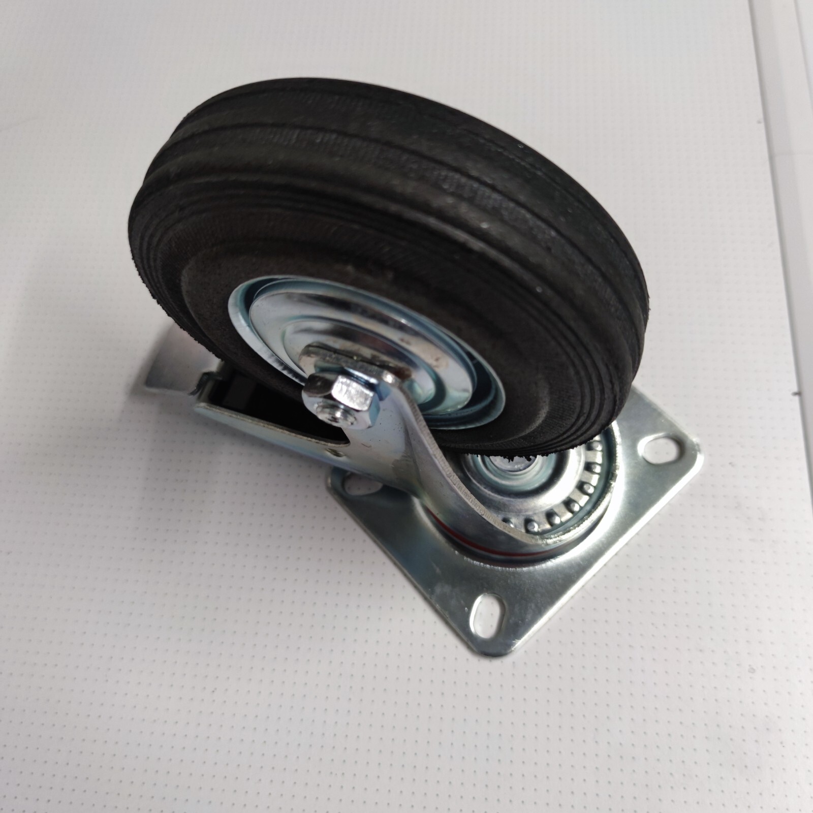 CasterHQ Lenkrollen-Set Aus Stahl – 4 Rollen, Je 20,3 Cm Durchmesser – Trägt Bis Zu 5.000 Lbs – Ideal Für Werkzeugwagen, Transportwagen & Schwere Lasten
