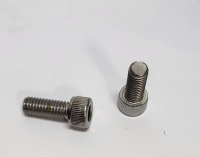 Lot of 100 New 92196A269 10-32 SS 12mm Threaded Hex Screws