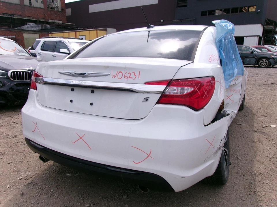 Used Ignition Switch fits: 2013 Chrysler 200  Grade A - Image 4 of 4