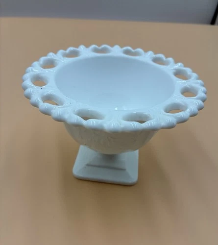 Vtg  Milk Glass Indiana Co. Lorraine Open Laced Edge Compote Dish