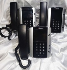 LOT OF 3 POLYCOM VVX 500 VOIP BUSINESS PHONES W/ STANDS HANDSETS AND PHONE CORDS