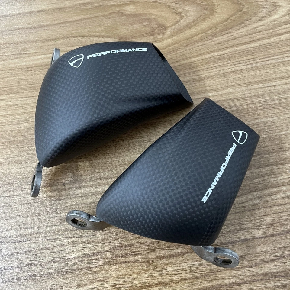 Conductos de freno de aire de fibra de carbono para Ducati Streetfighter V4 V4S V2 2020-2024 2023 Foto 2 de 4