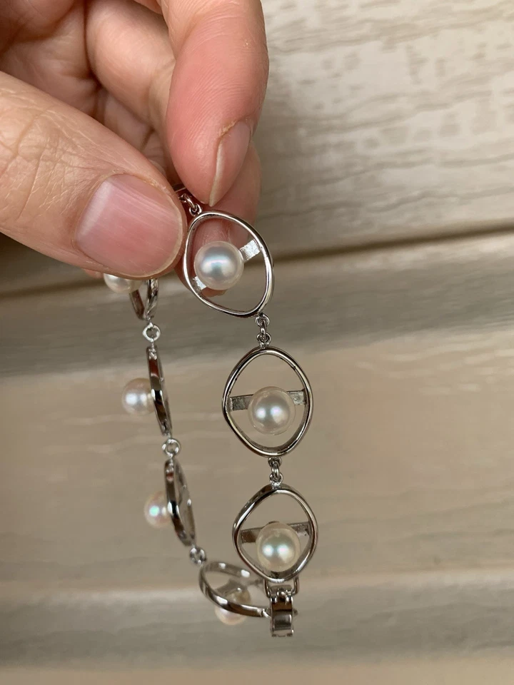 NEW AAA+ Akoya saltwater cultured Pearl statement design bracelet 7.2” - Image 3 of 4