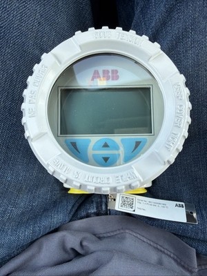 NEW NO BOX ABB HART TEMPERATURE TRANSMITTER TTF 300 TTF300L3c2hbsk2t0z2c07m5