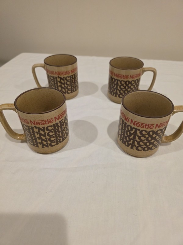 4 Vintage NESTLE MUGS Rich N Creamy Hot Cocoa, Ceramic, Japan