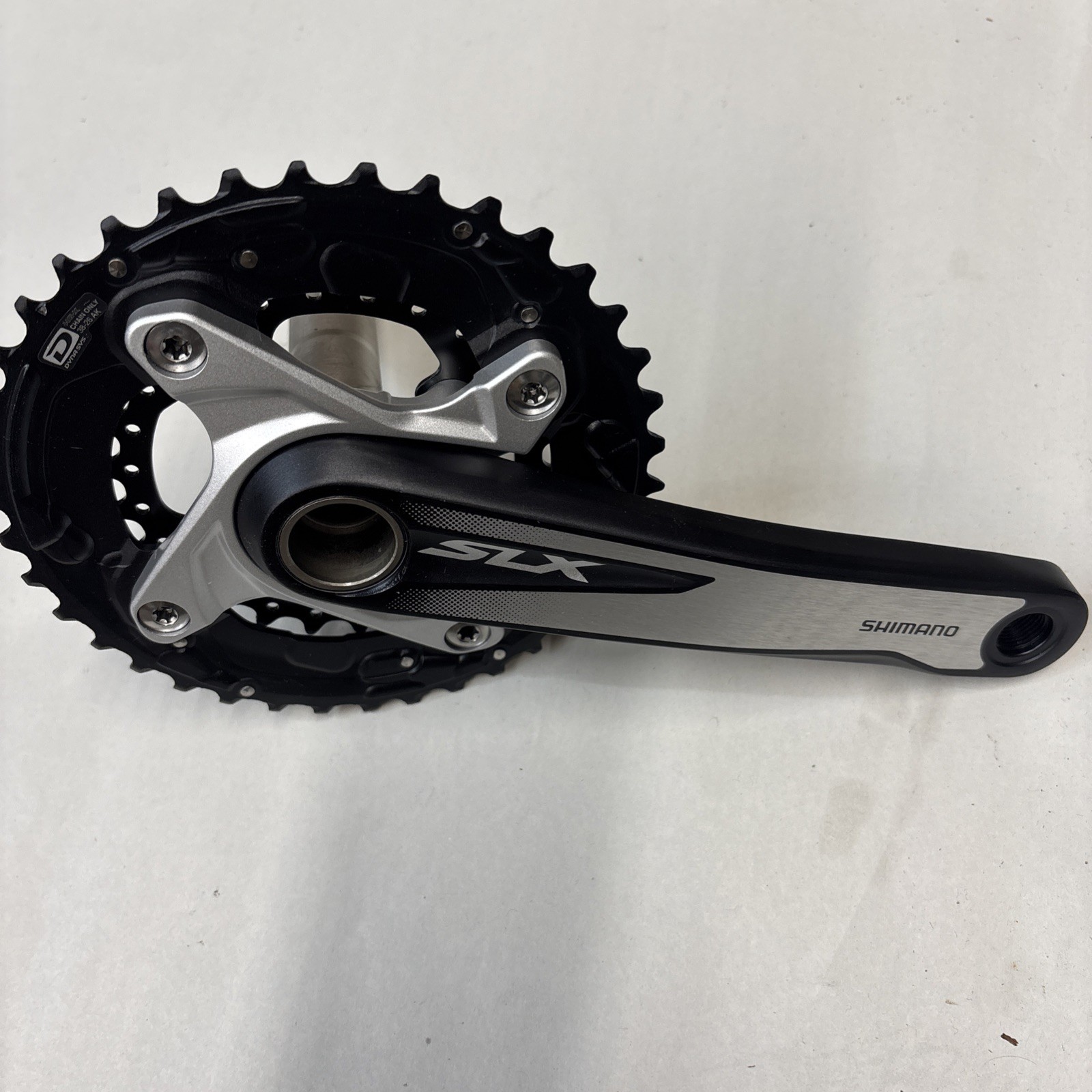 Shimano SLX FC-M675 crankset, a 10-speed component for mountain bikes