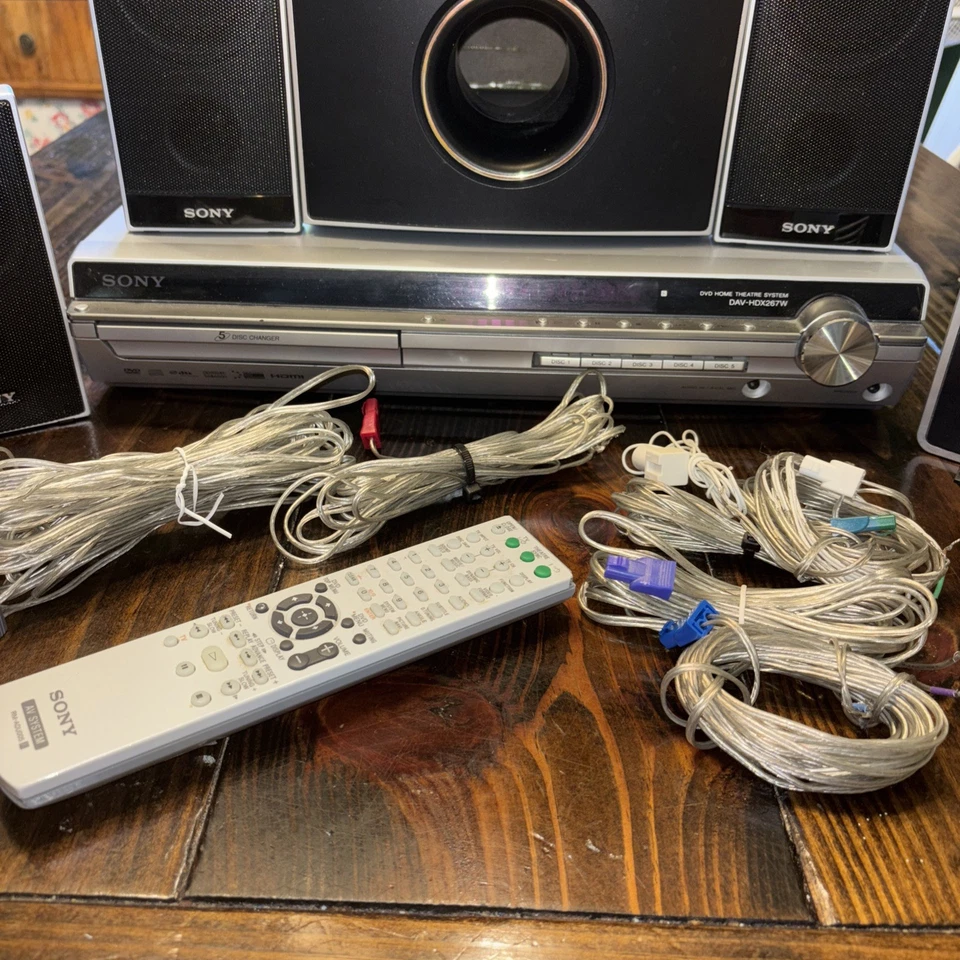 Sony DAV-HDX267W 5 Disc DVD/CD Surround Sound - Full Bundle w/Remote, All Pieces - Image 4 of 4