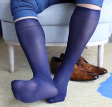 Hot Sale New 2Pairs Men's Sexy Knee High Long Striped Dress Silk Socks