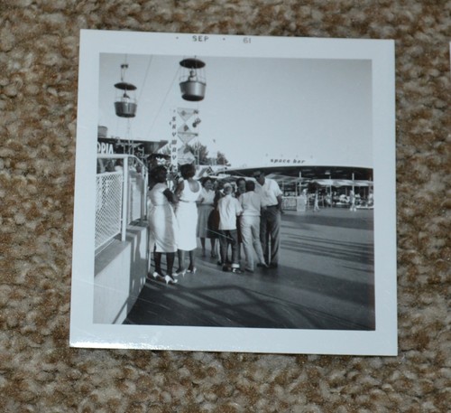 Lotto 10 foto disneyland vintage - Foto 5 di 10