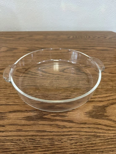 Vintage PYREX 221, 8.25 in Glass Round Cake Baking Dish, 2 in Tall