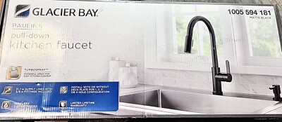 Paulina Single-Handle Pull-Down Sprayer Kitchen Faucet - Matte Black NEW