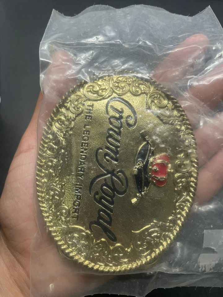 Hebilla de cinturón vintage Crown Royal 1994 House of Seagrams tono dorado Foto 2 de 4