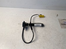 Mercedes-Benz A W176 2015 Diesel Fu&szlig;g&auml;nger Aktuatoren f&uuml;r die Motorhaube