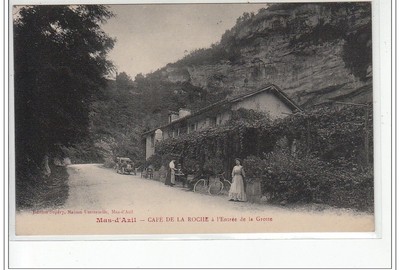 MAS D'AZIL - Café de la Roche at the entrance of the cave - very good condition